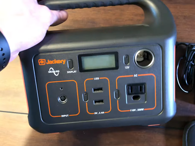 Jackery Explorer 240 Review