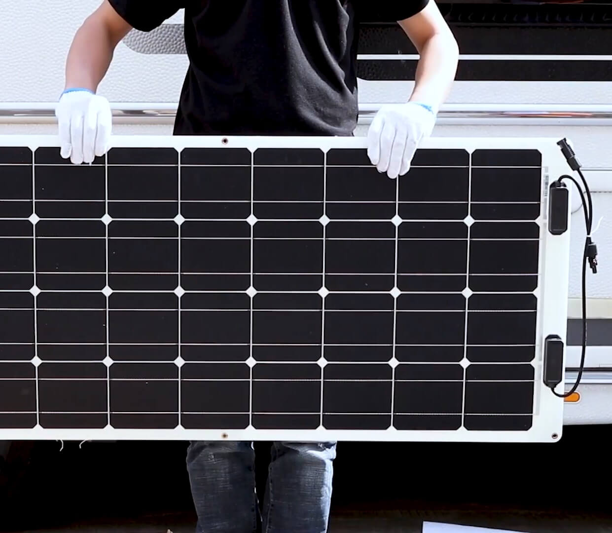 Renogy 100W 12V Flexible Solar Panel Reviewed In Detail Fall 2024